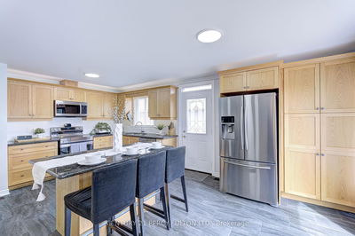 52 Epsom Downs Dr, Brampton - Southgate