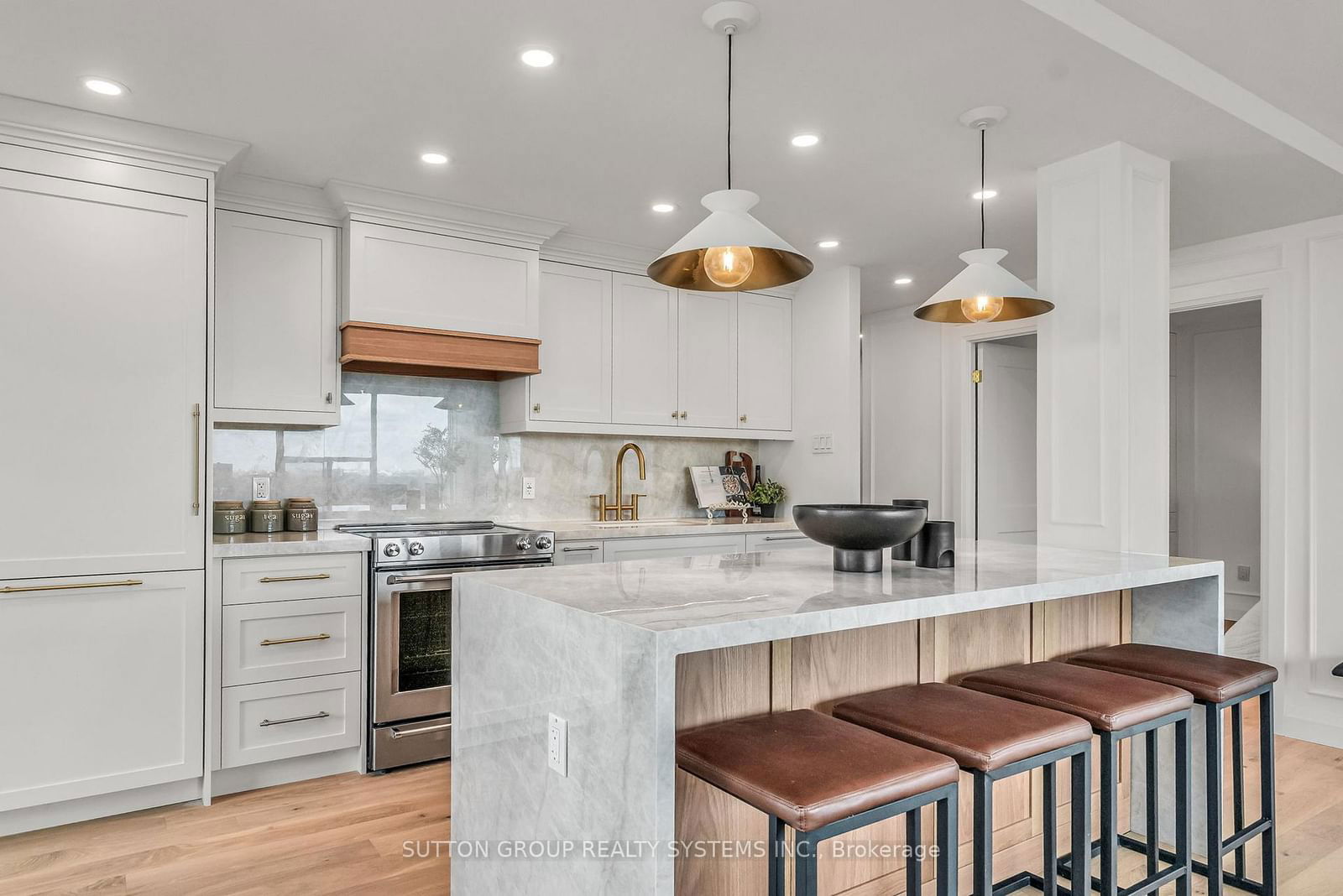 Condo sold at 1811-100 Quebec Avenue, Toronto, High Park North, M6P 4B8 - MLS: W12074408