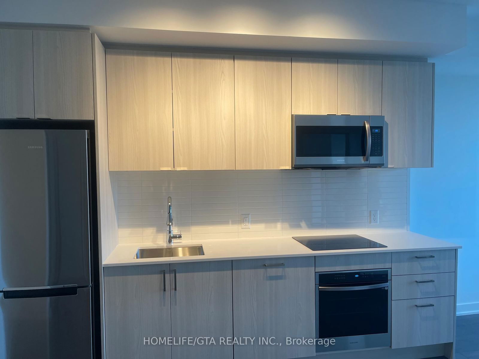 Condo leased at 3601-1926 Lakeshore Boulevard, Toronto, High Park-Swansea, M6S 1A1 - MLS: W12074507