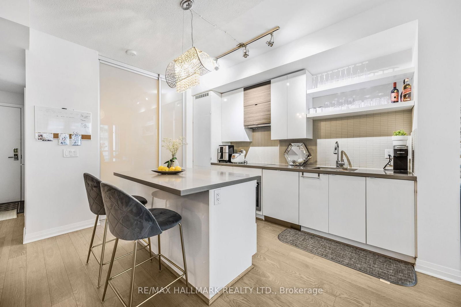 Condo sold at 303-60 Annie Craig Drive, Toronto, Mimico, M8V 0C5 - MLS: W12074754