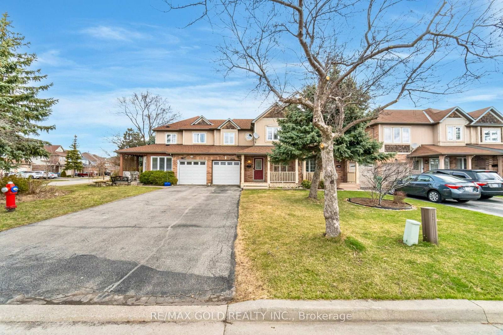 Townhouse for sale at 5352 Bushelgrove Circle, Mississauga, Central Erin Mills, L5M 6B8 - MLS: W12075156