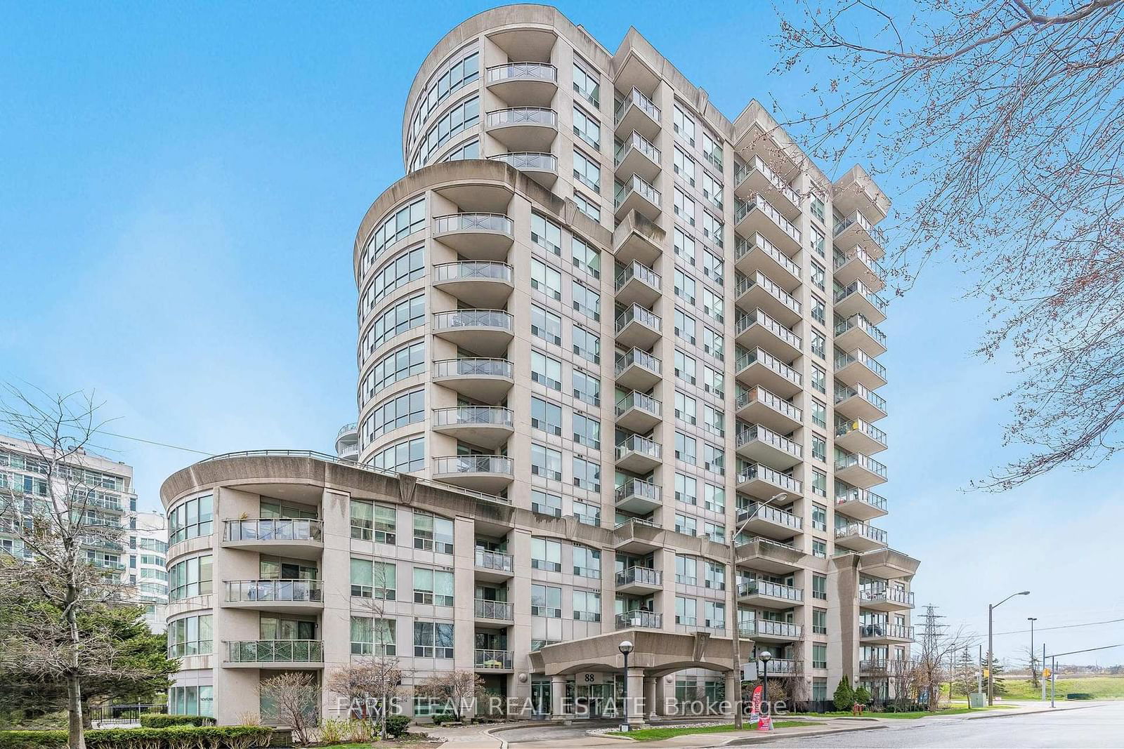 Condo sold at 806-88 Palace Pier Court, Toronto, Mimico, M8V 4C2 - MLS: W12075296