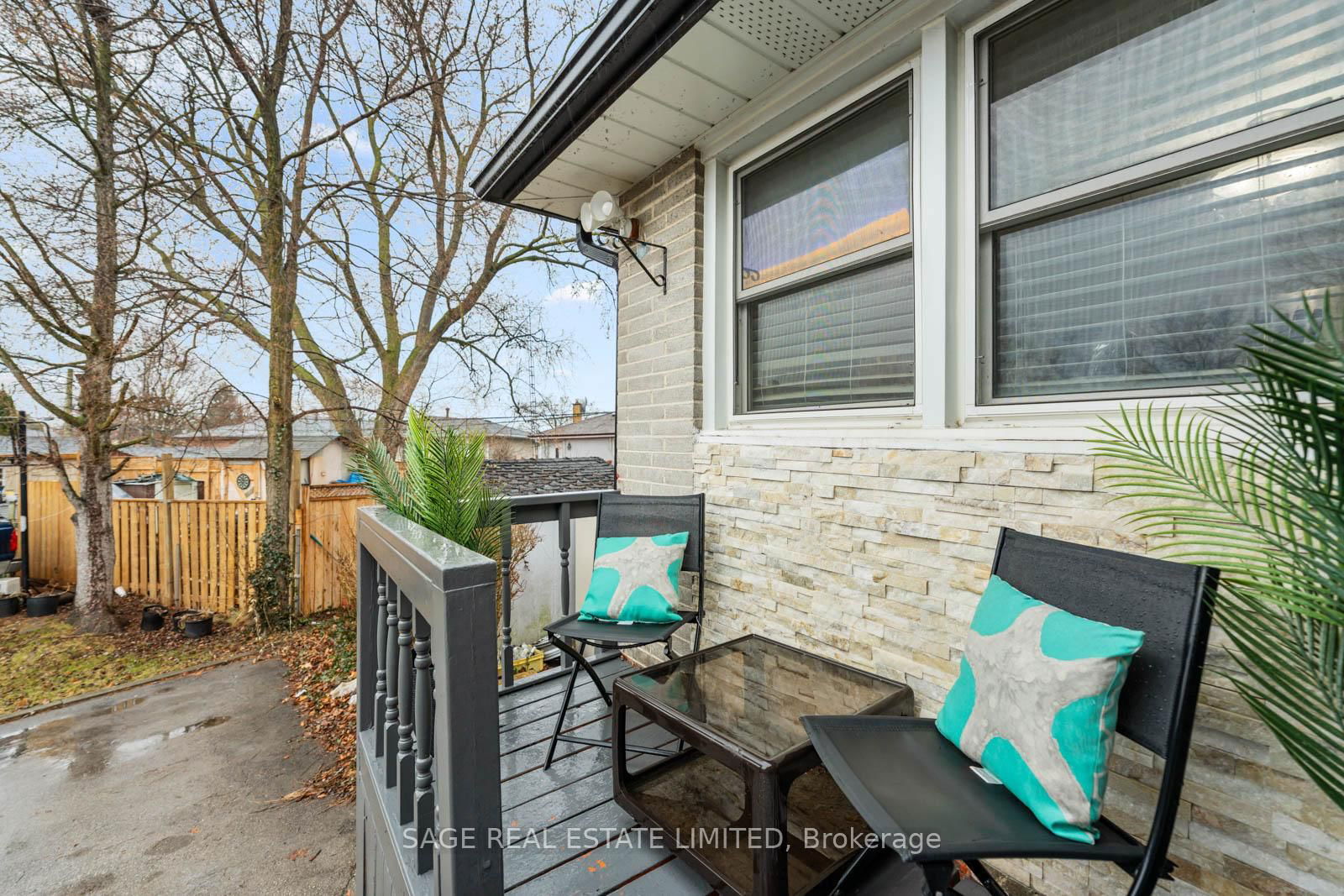 Detached House for sale at 45 Dashwood Crescent, Toronto, Thistletown-Beaumonde Heights, M9V 2N9 - MLS: W12075410