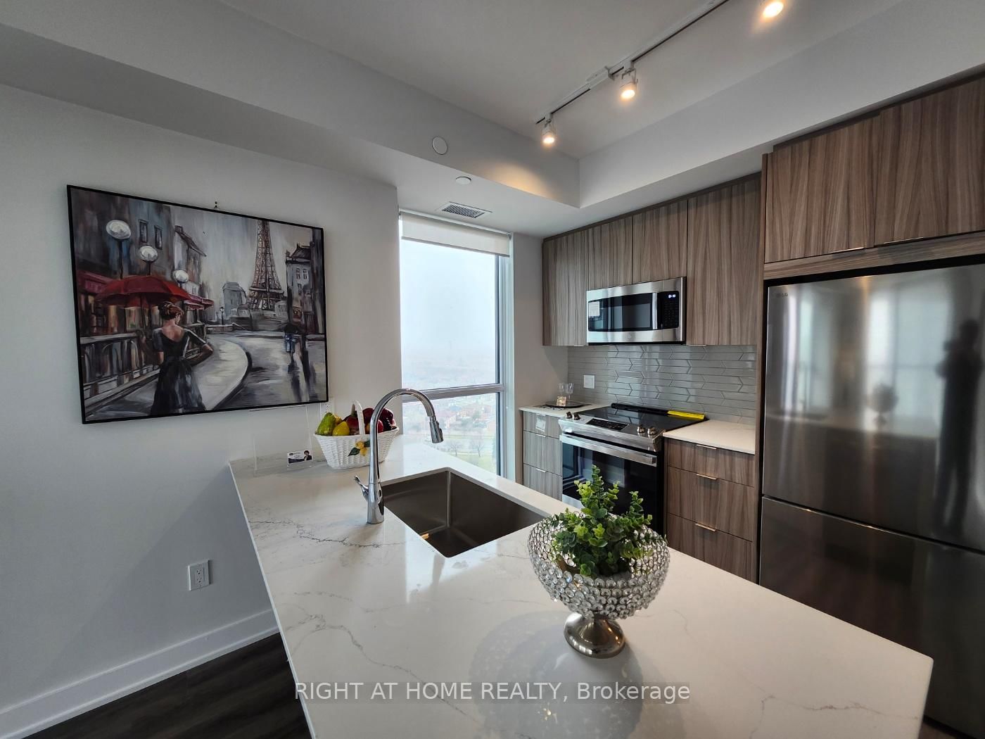 Condo leased at 1506-430 Square one Drive, Mississauga, City Centre, L5B 0L6 - MLS: W12076094