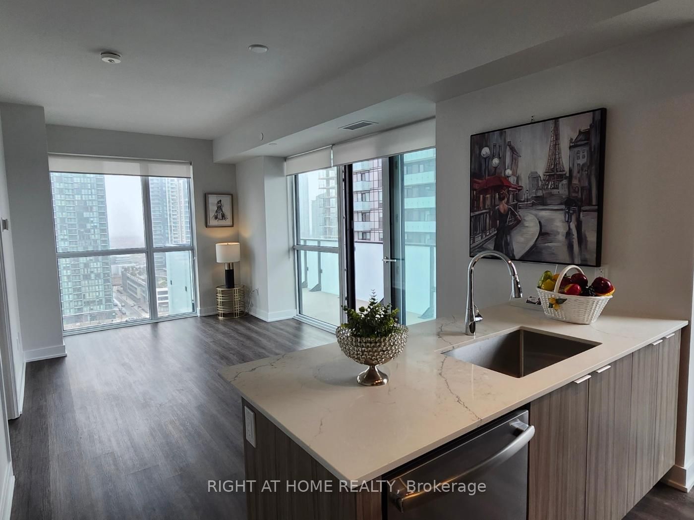 Condo leased at 1506-430 Square one Drive, Mississauga, City Centre, L5B 0L6 - MLS: W12076094