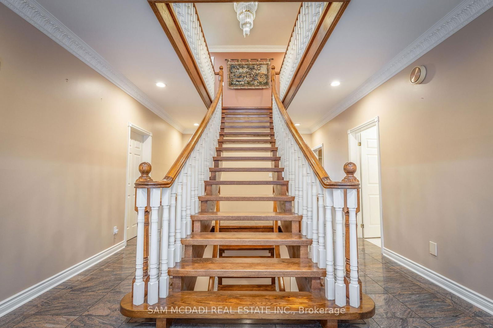 Detached House for sale at 2339 Glengarry Road, Mississauga, Erindale, L5C 1Y1 - MLS: W12076405