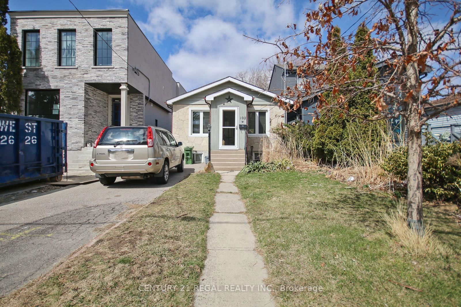 Detached House for sale at 102 Newcastle Street, Toronto, Mimico, M8Z 1C8 - MLS: W12076471