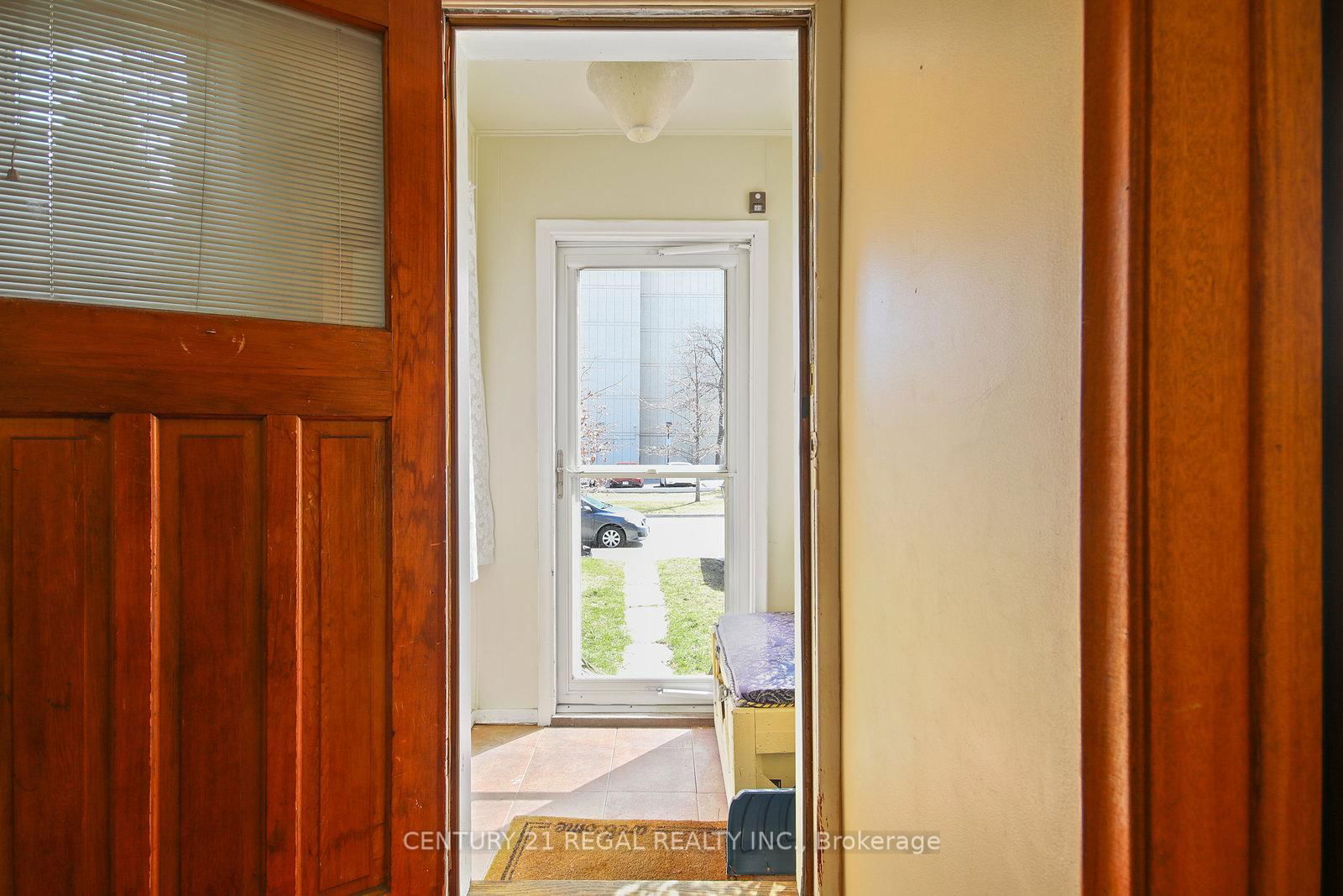 Detached House for sale at 102 Newcastle Street, Toronto, Mimico, M8Z 1C8 - MLS: W12076471