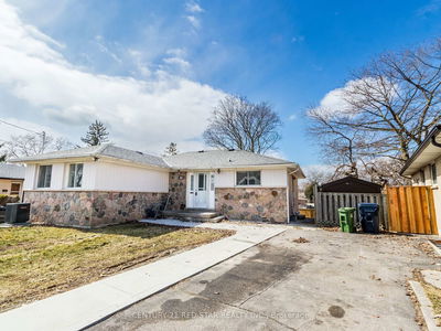 80 Coral Gable Dr, Toronto - Humbermede image-0-2