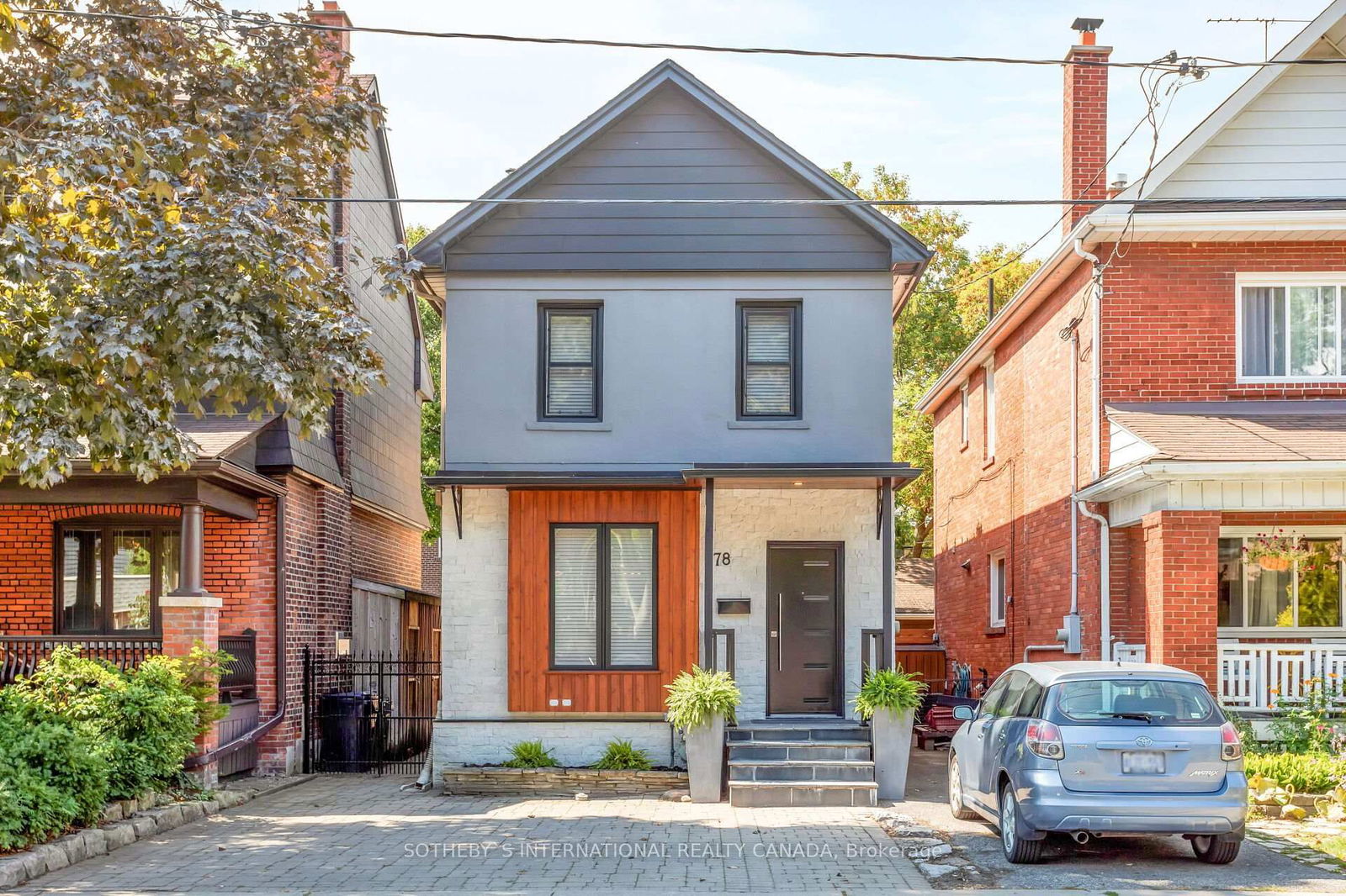 Detached House sold at 78 Runnymede Road, Toronto, High Park-Swansea, M6S 2Y3 - MLS: W12076835