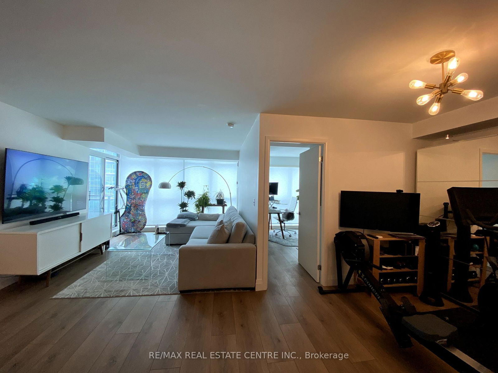 Condo leased at 708-185 Legion Road, Toronto, Mimico, M8Y 0A1 - MLS: W12077000