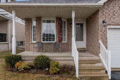 10 Rachlin Dr, Halton Hills - Acton image-0-3