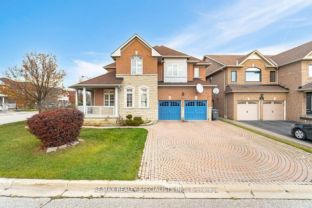 Detached House for sale at 5 Saddler Avenue, Brampton, Bram East, L6P 2B7 - MLS: W12077440