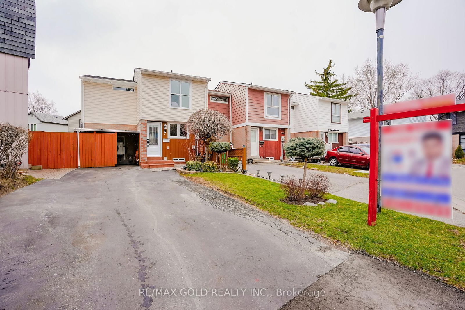 Townhouse for sale at 9 Havendale Court, Brampton, Central Park, L6S 2B5 - MLS: W12077564