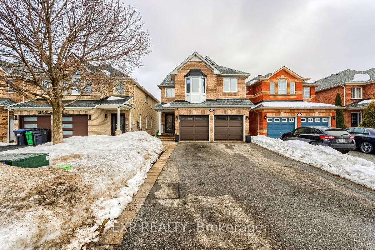 Detached House sold at 792 Knotty Pine Grve, Mississauga, Meadowvale Village, L5W 1K5 - MLS: W12077707