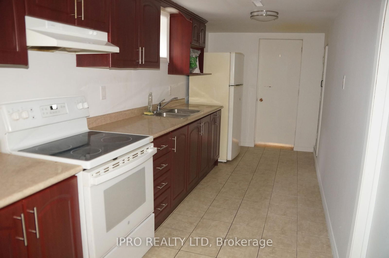 Semi-Detached House leased at 7 Mallard Crescent, Brampton, Central Park, L6S 2T7 - MLS: W12077741