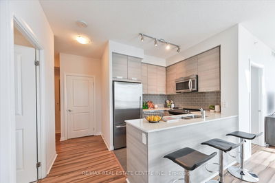 Unit 1402 — 55 Eglinton Ave, Mississauga - Hurontario image-0-1