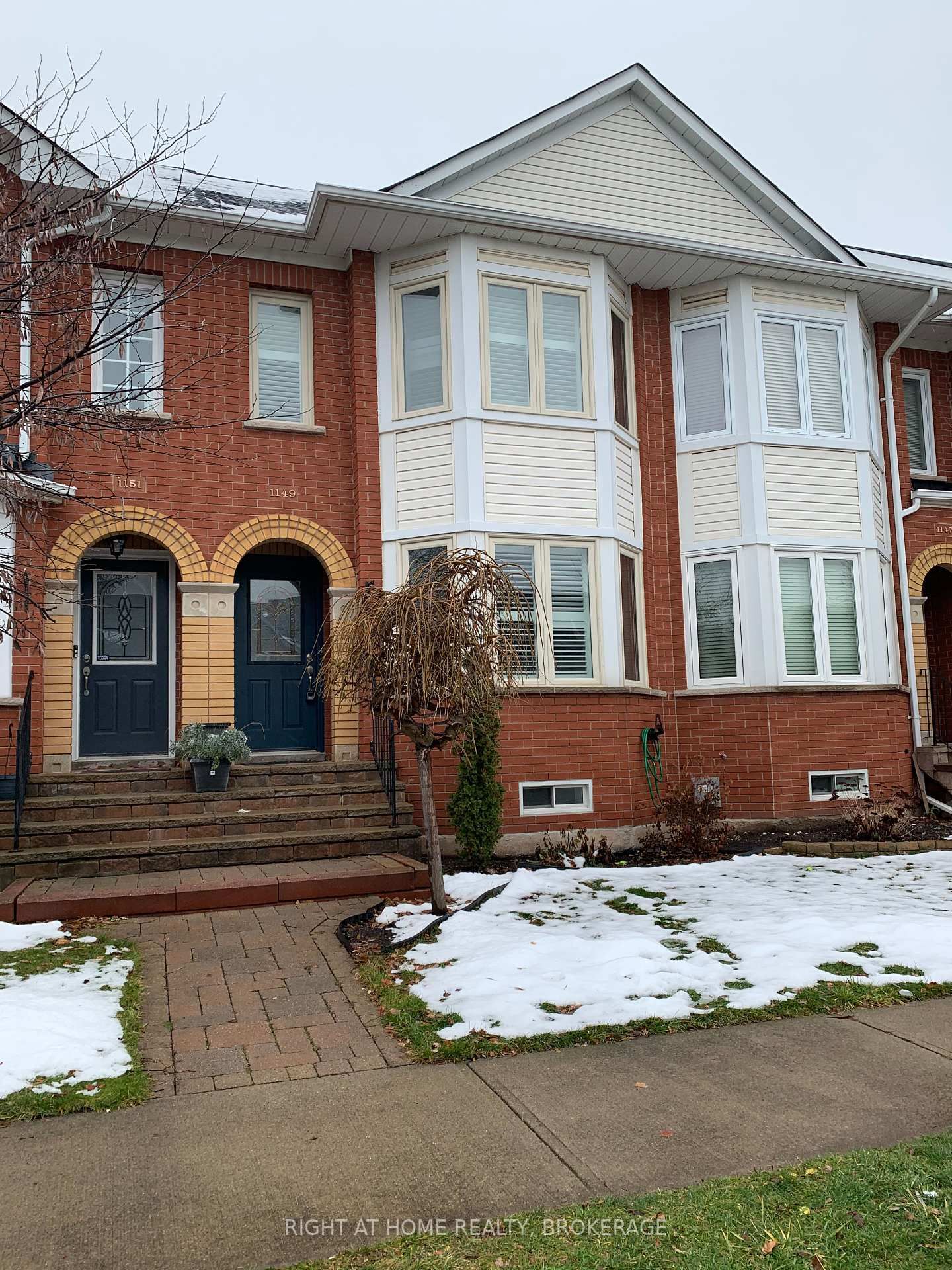 Townhouse for lease at 1149 Treetop Terrace, Oakville, WT West Oak Trails, L6M 3L3 - MLS: W12077950