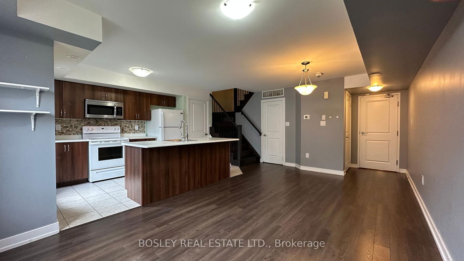 Townhouse for lease at 73-2315 Sheppard Avenue, Toronto, Humberlea-Pelmo Park W5, M9M 0E8 - MLS: W12077980