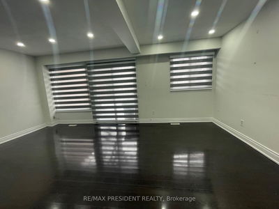 Unit 115 — 16 Litchfield Crt, Toronto - West Humber-Clairville image-0-4