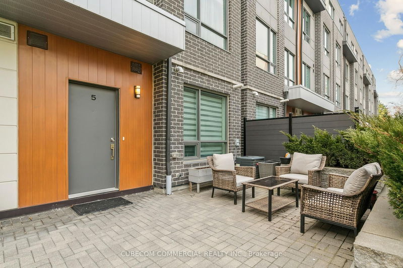 home for lease on 5-650 Atwater Avenue