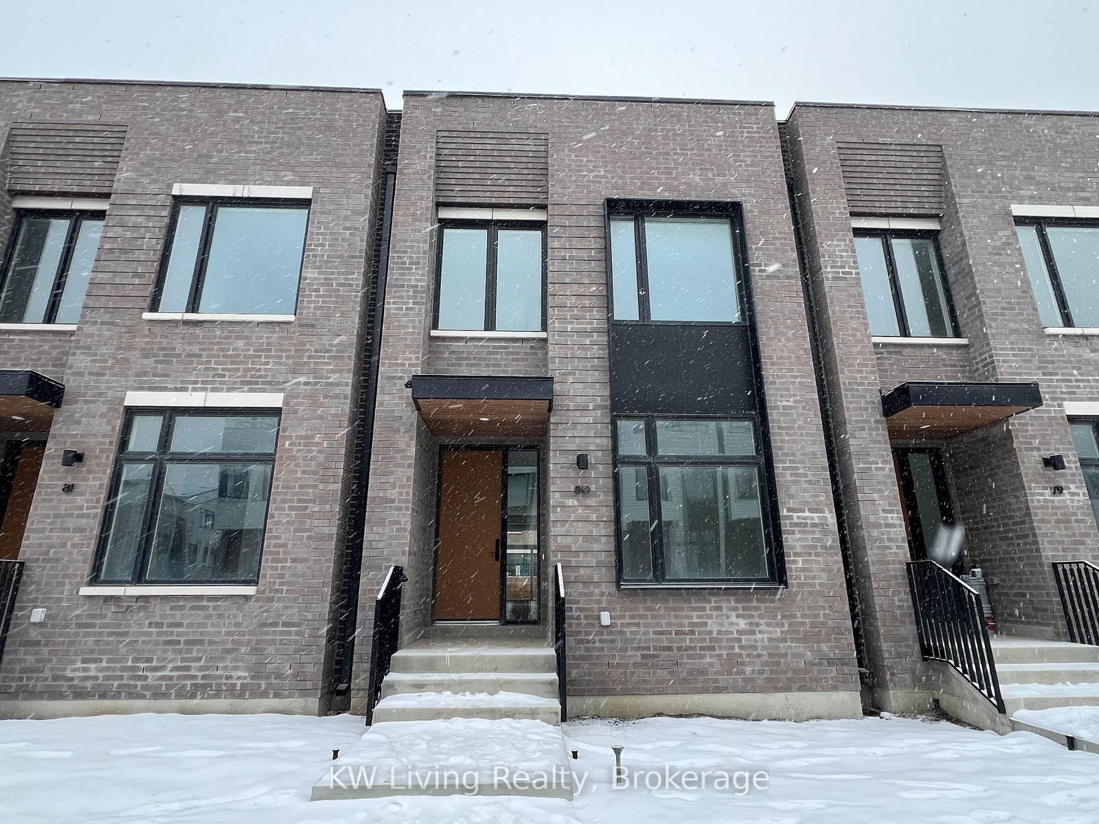Townhouse leased at 80-50 Lou Parsons Way, Mississauga, Port Credit, L5H 0B2 - MLS: W12078637