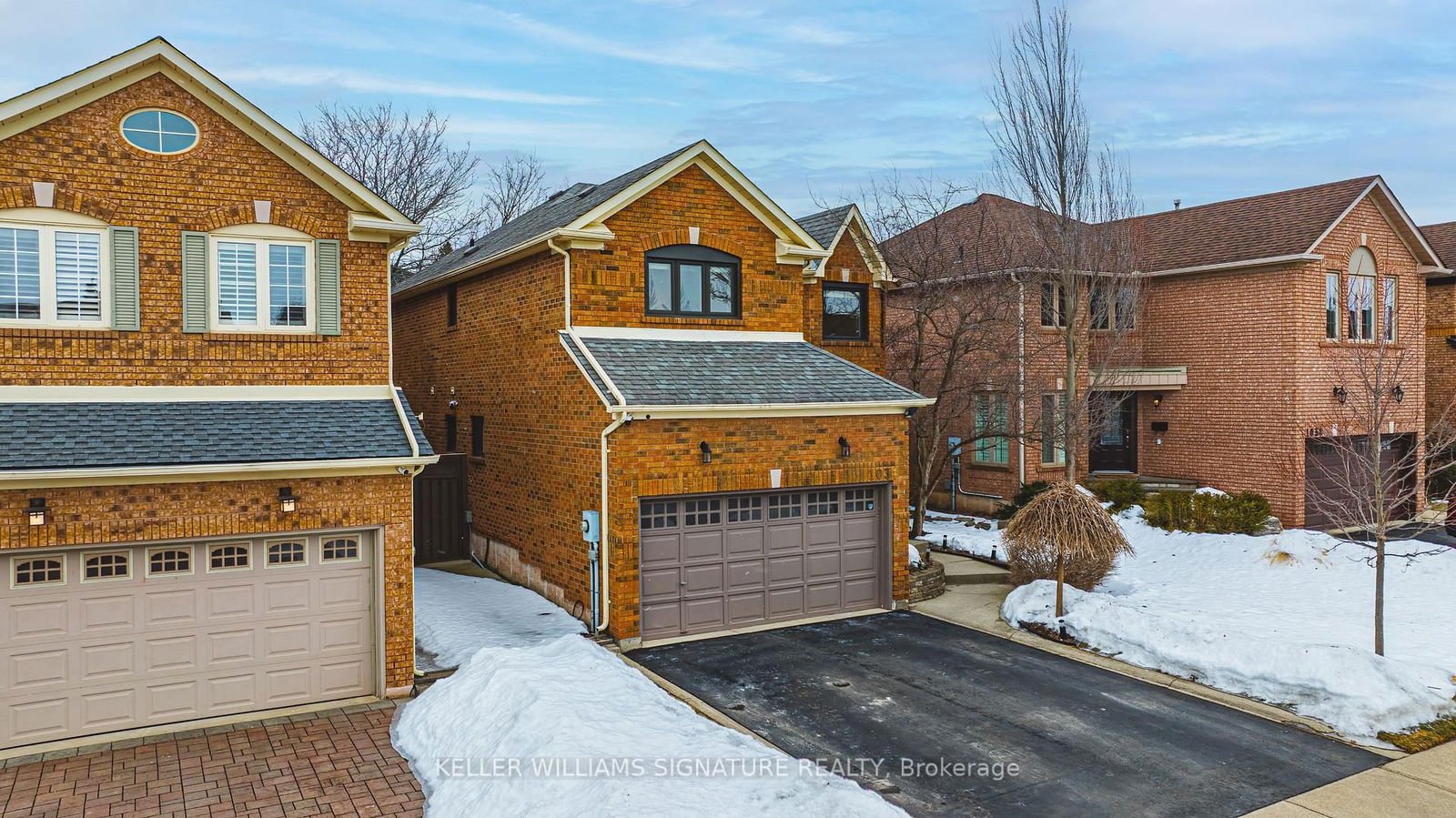 Detached House for sale at 1034 Old Oak Drive, Oakville, WT West Oak Trails, L6M 3K5 - MLS: W12078653