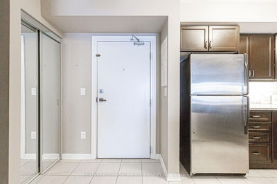 Unit 211 — 1045 Nadalin Hts, Milton - Willmott image-0-4