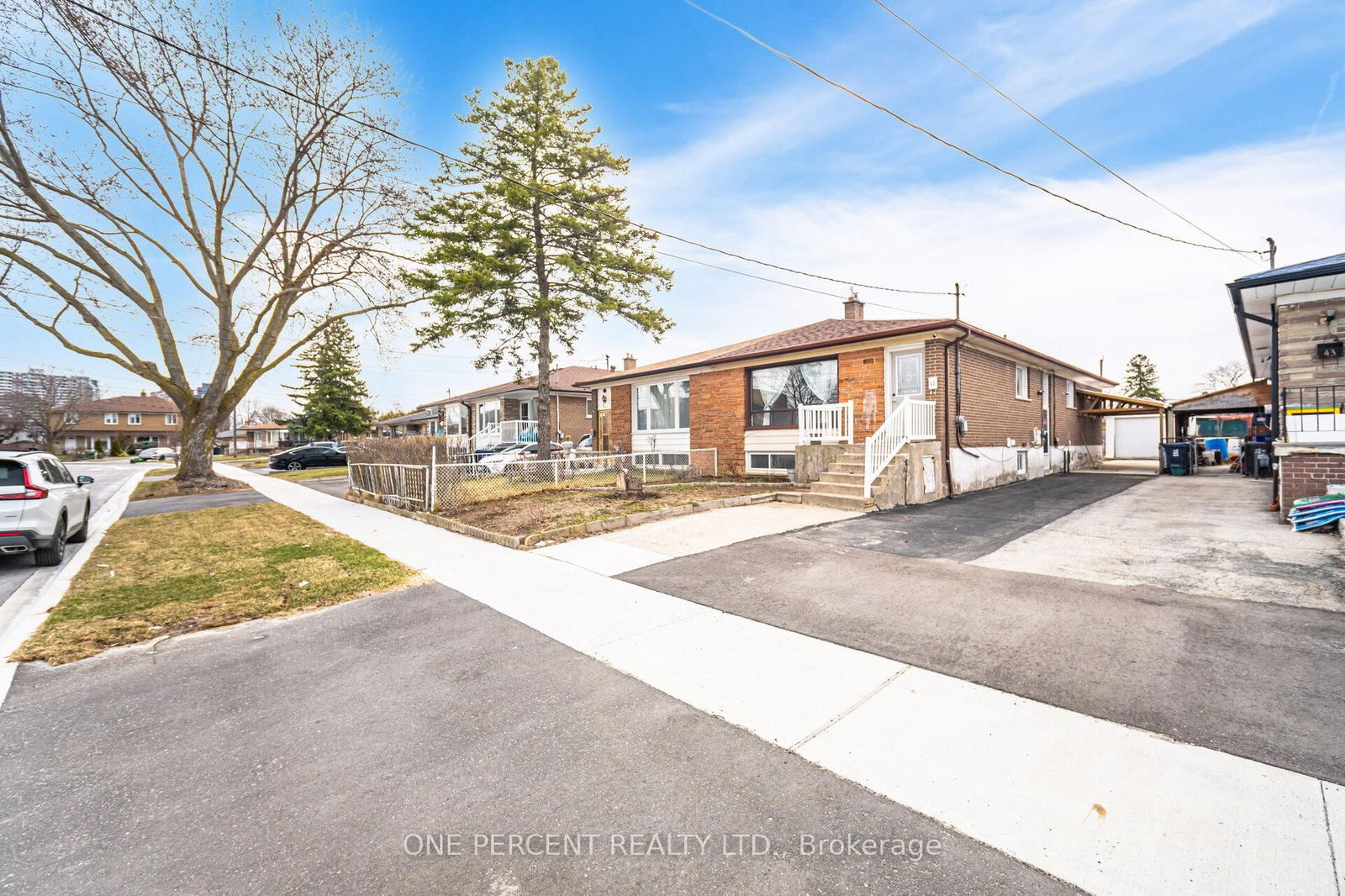Semi-Detached House for sale at 41 Davelayne Road, Toronto, Humbermede, M9M 2A6 - MLS: W12079226