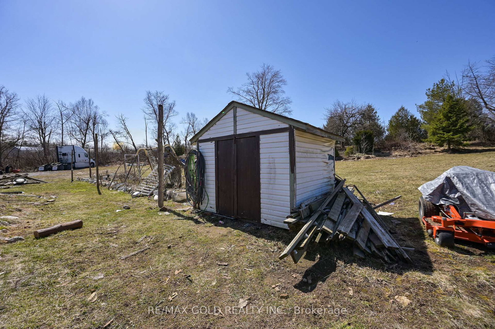 Listing Image 49
