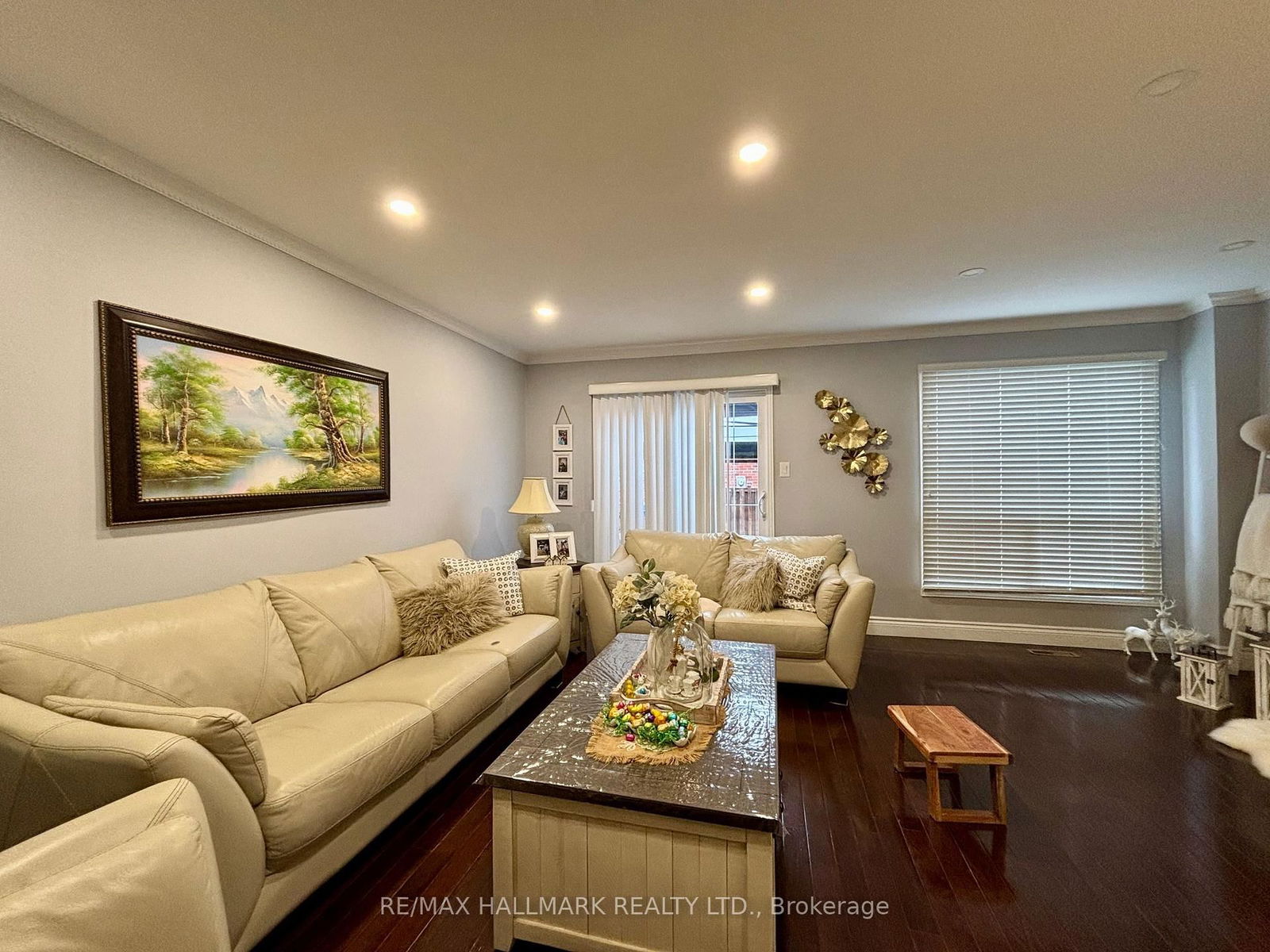 Detached House leased at 976 Lucerne Crescent, Mississauga, Creditview, L5C 3Y6 - MLS: W12079473