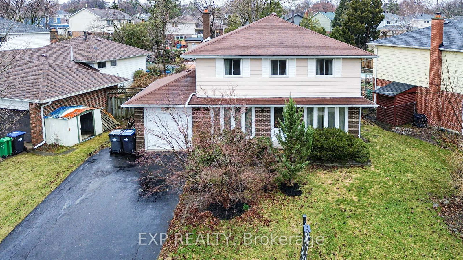Detached House for sale at 2210 Thorn Lodge Drive, Mississauga, Sheridan, L5K 1K2 - MLS: W12079817