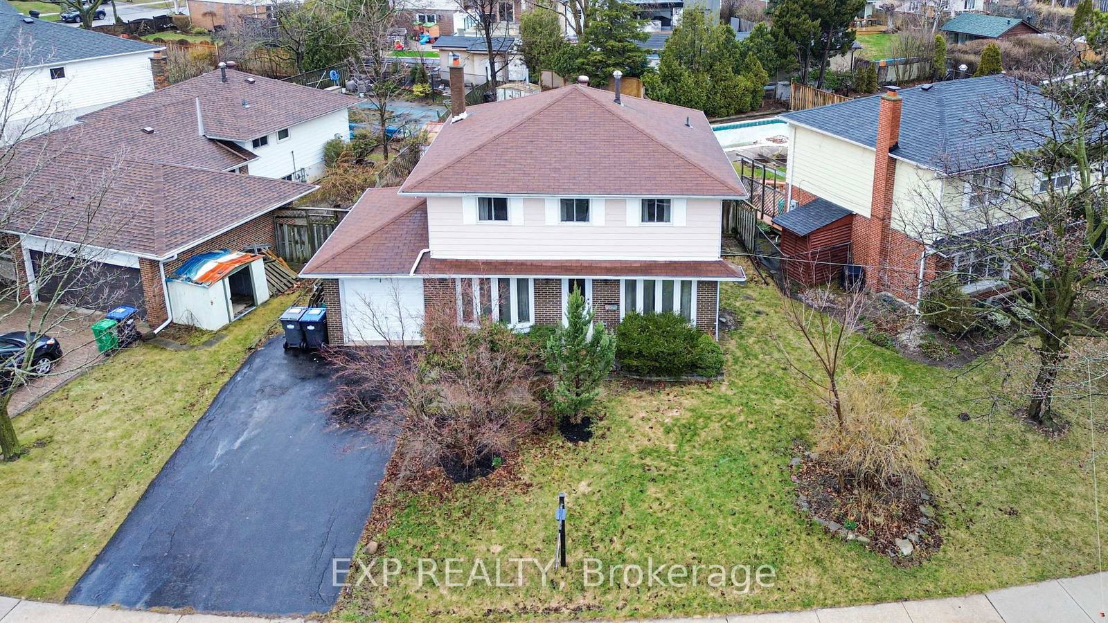 Detached House for sale at 2210 Thorn Lodge Drive, Mississauga, Sheridan, L5K 1K2 - MLS: W12079817