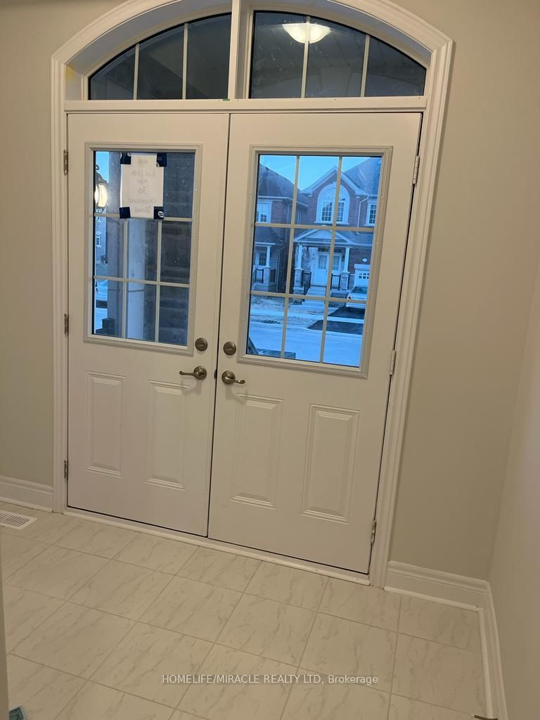 Semi-Detached House leased at 36 Overstone Road, Halton Hills, Georgetown, L7G 0M9 - MLS: W12079952