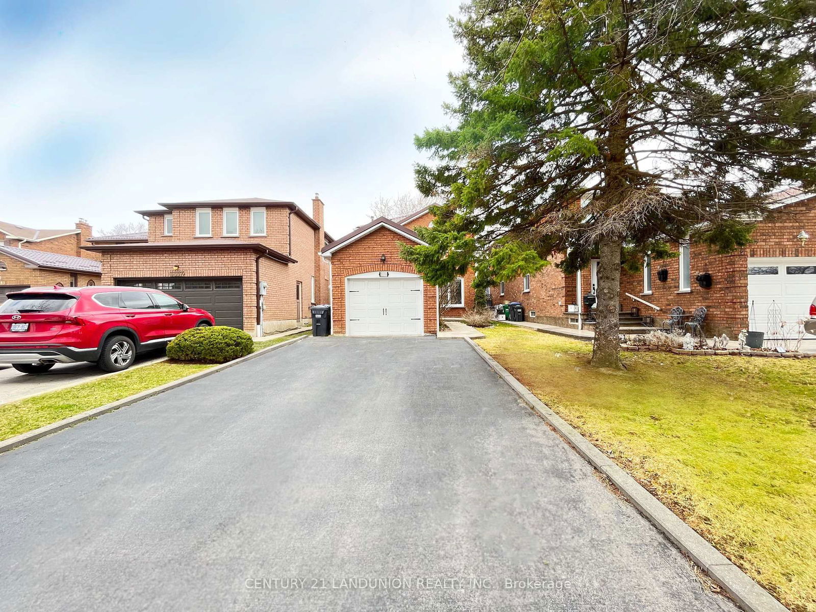 Detached House for sale at 3333 Hargrove Road, Mississauga, Erin Mills, L5L 4E6 - MLS: W12080247