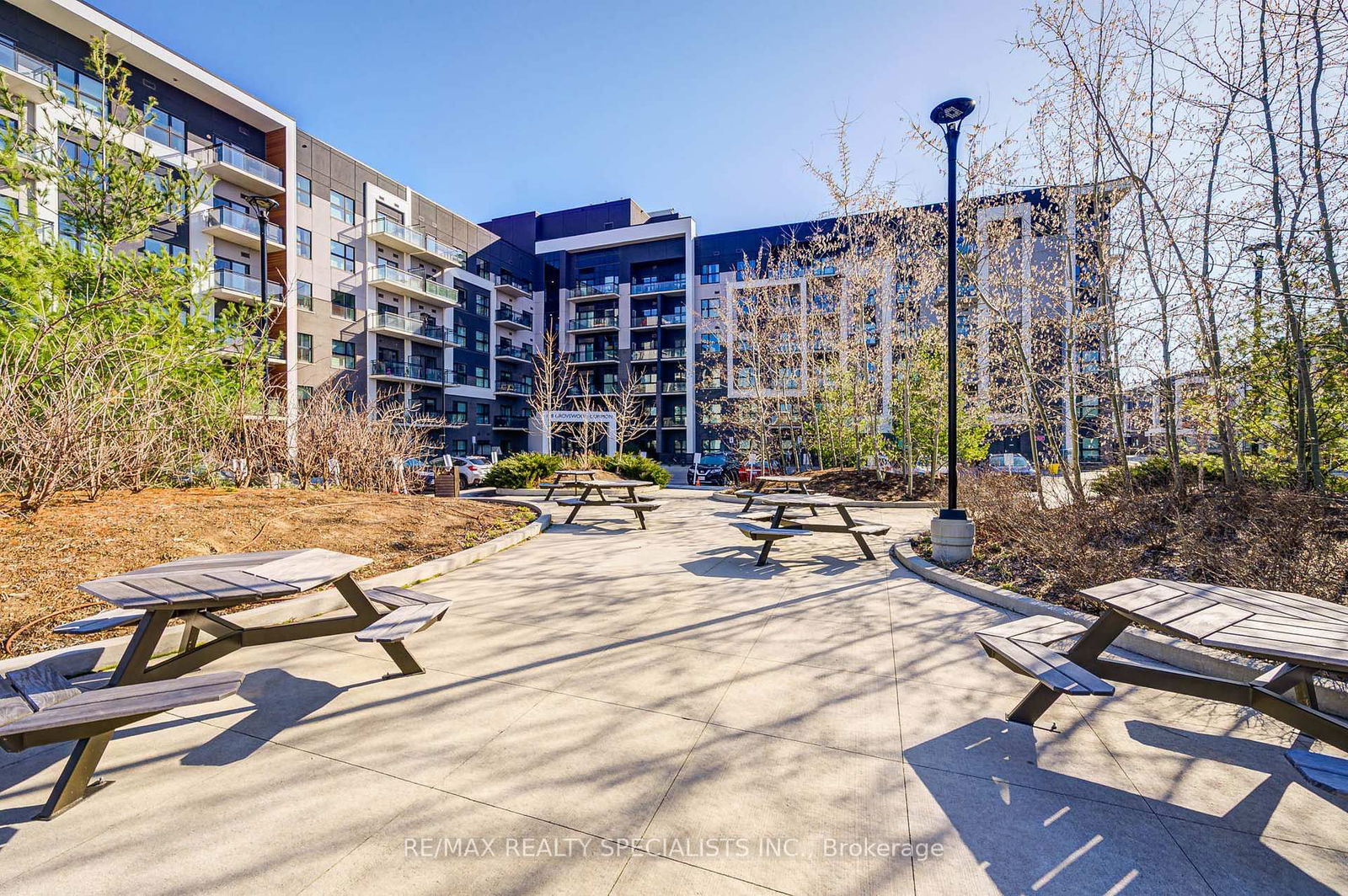 Condo for lease at 234-128 Grovewood Common, Oakville, Glenorchy, L6H 0X3 - MLS: W12080714