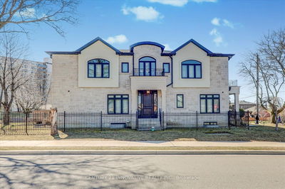 1 Battersea Cres, Toronto - Maple Leaf