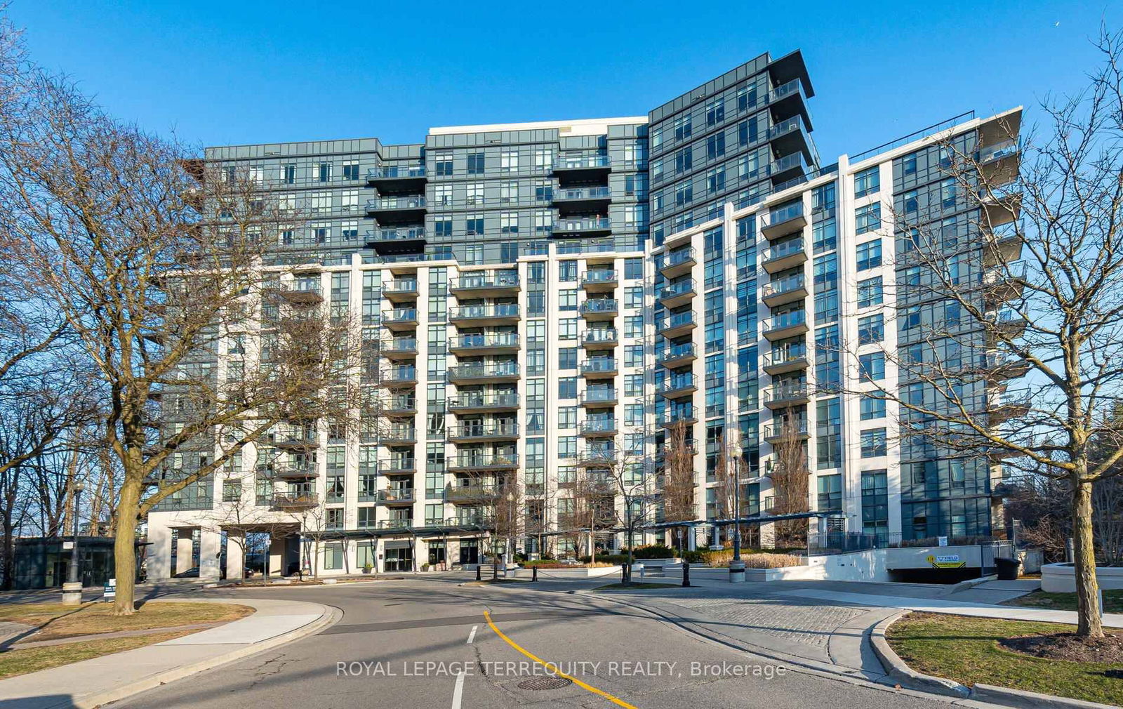 Condo for sale at 1302-1135 Royal York Road, Toronto, Edenbridge-Humber Valley, M9A 0C3 - MLS: W12081464