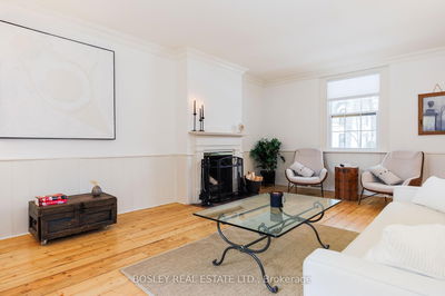 38 Queens Dr, Toronto - Weston image-0-3