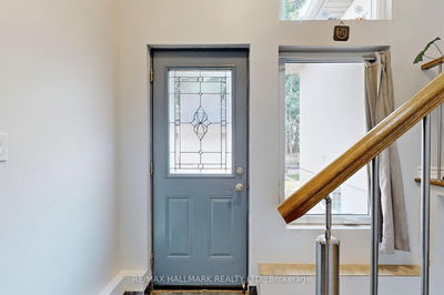 21 Enfield Ave, Toronto - Alderwood image-0-2