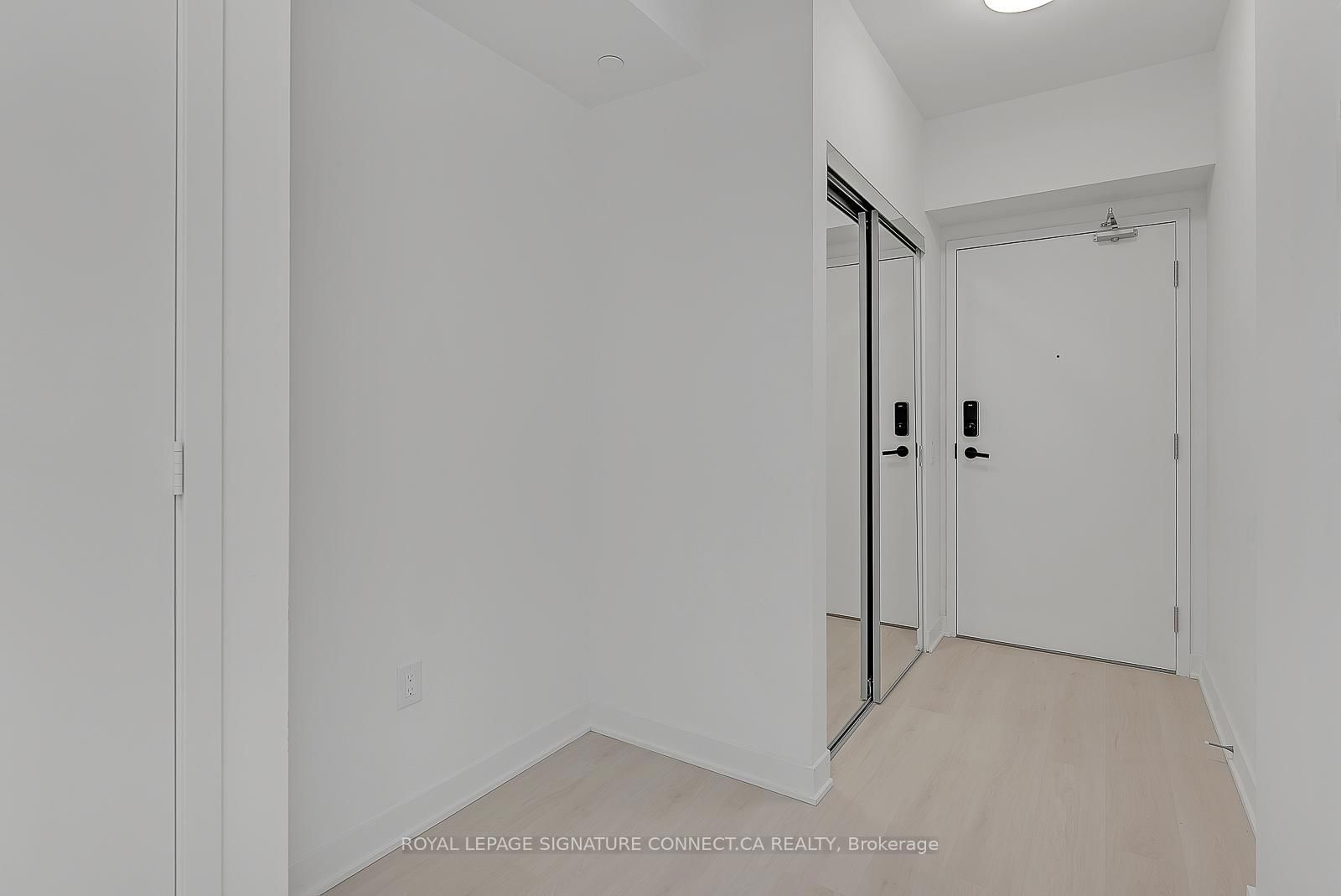 Condo for lease at 1601-3900 Confederation Pkwy, Mississauga, City Centre, L5B 0M3 - MLS: W12081865
