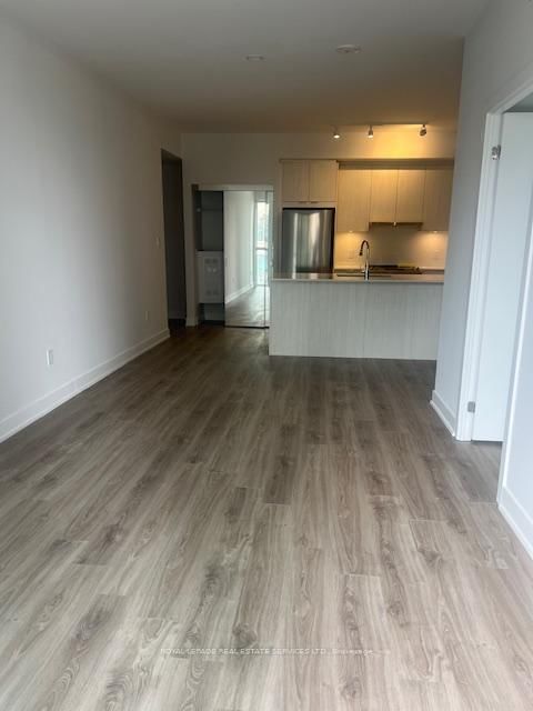 Condo leased at 601-430 Square One Drive, Mississauga, City Centre, L5B 3Y1 - MLS: W12081963
