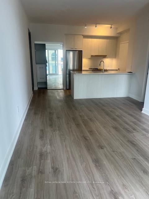 Condo leased at 601-430 Square One Drive, Mississauga, City Centre, L5B 3Y1 - MLS: W12081963