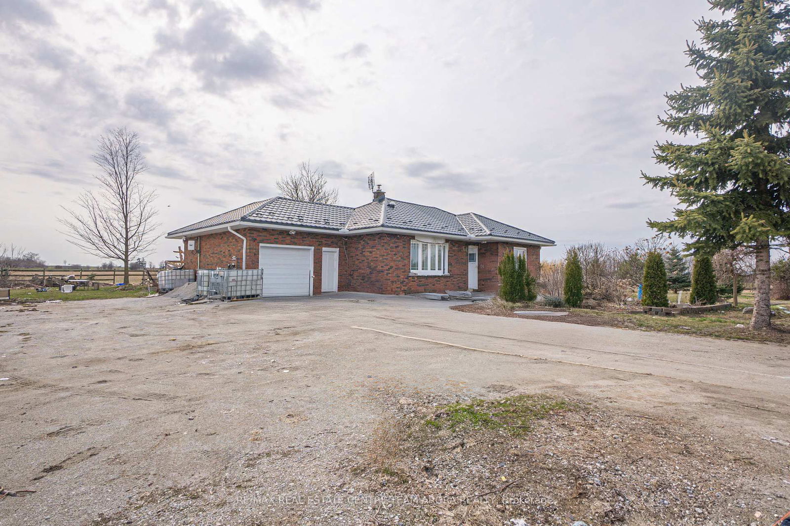 Detached House for sale at 9386 Tenth Line, Halton Hills, Rural Halton Hills, L0P 1K0 - MLS: W12081992