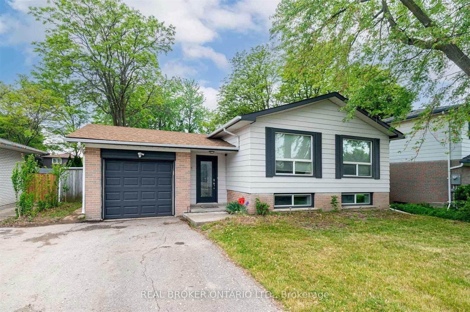 Detached House leased at Basement-5 Caldwell Crescent, Brampton, Brampton East, L6W 1A2 - MLS: W12082099