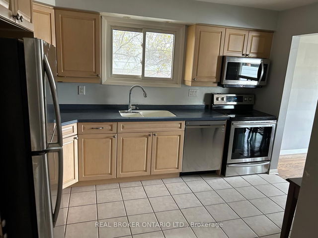 Room 2 - 5 Caldwell Crescent