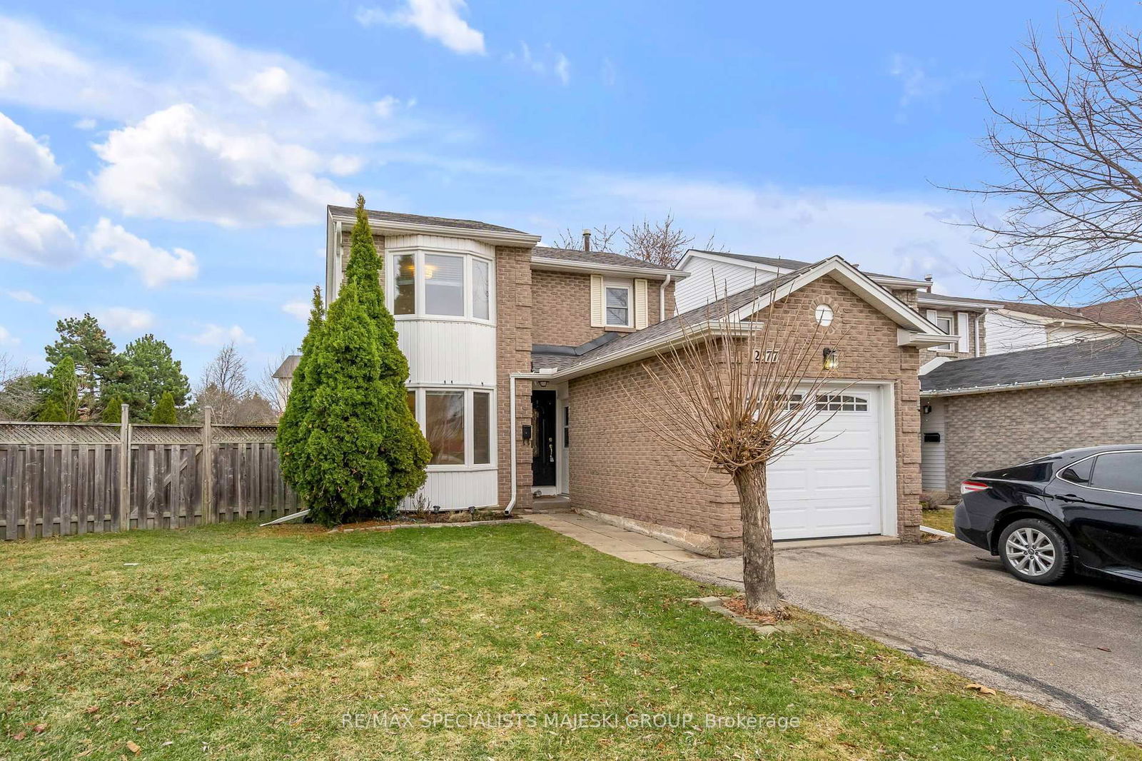 Detached House sold at 2377 Cotswold Crescent, Burlington, Brant Hills, L7P 4M2 - MLS: W12082337