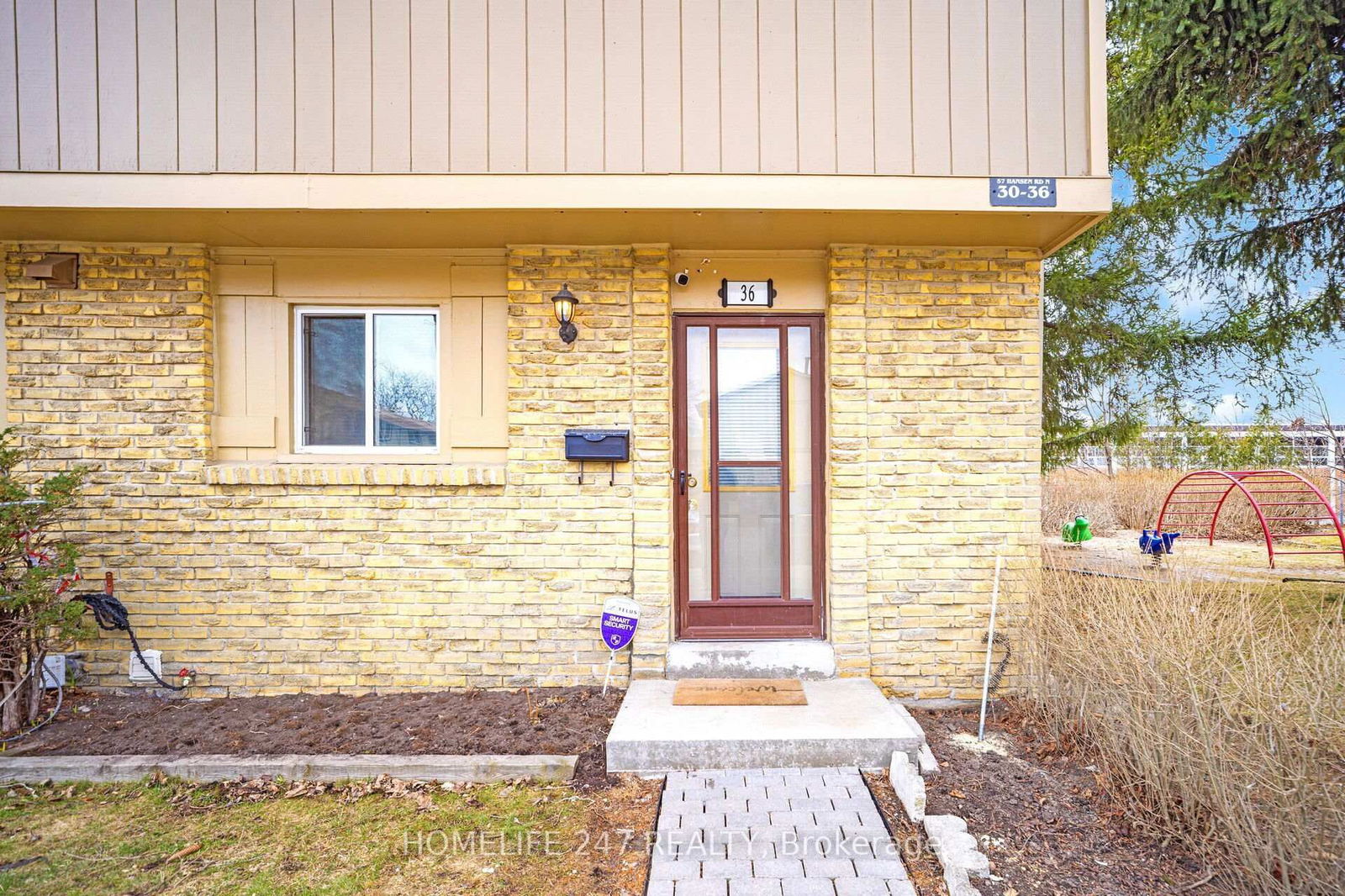 Townhouse for sale at 36-57 Hansen Road, Brampton, Madoc, L6V 3C6 - MLS: W12082611