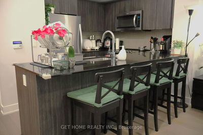 Unit 301 — 20 Shore Breeze Dr, Toronto - Mimico image-0-3