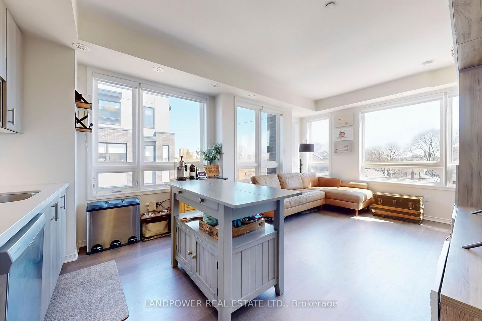 Townhouse for sale at 302-1130 Briar Hill Avenue, Toronto, Briar Hill-Belgravia, M6B 0A9 - MLS: W12082695